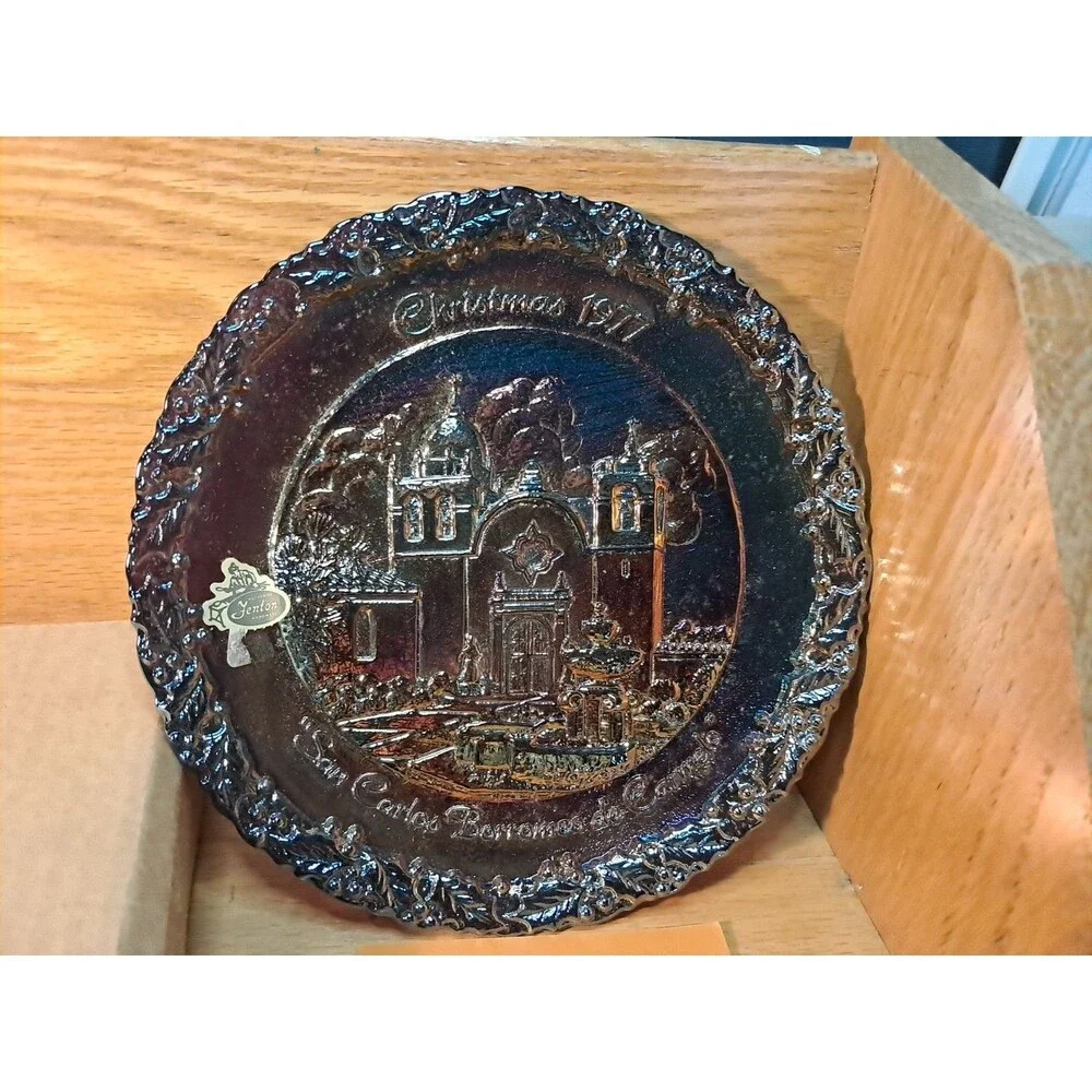 Fenton Christmas in America No 8 Plate 8